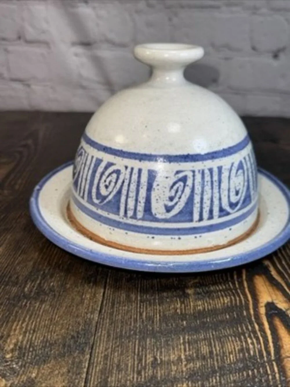 Butter Cheese Dish Pottery Glazed‎ Stoneware Blue Gray with Dome Lid Cover